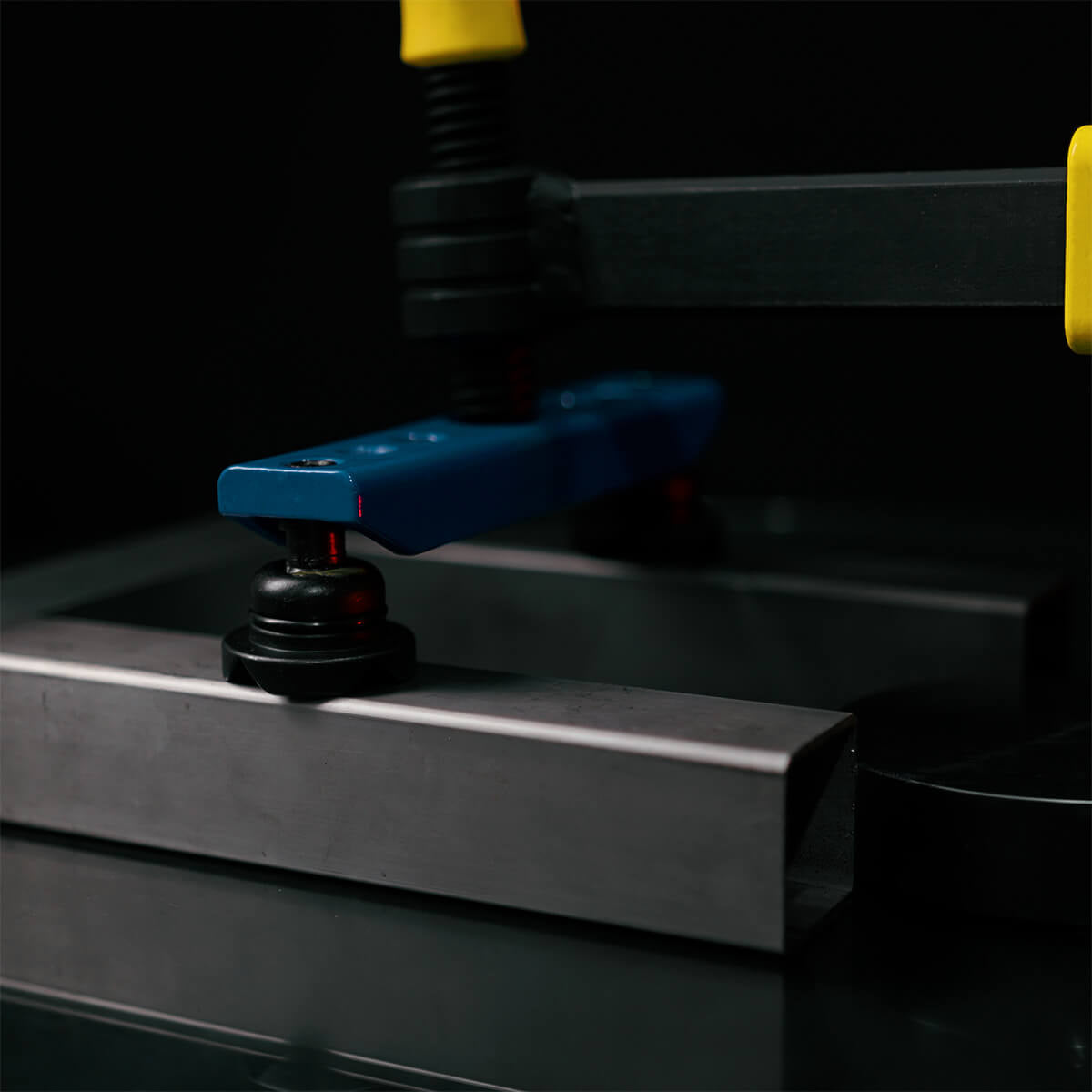 US280210: 2P Clamping Bridge for System 28 Imperial Series Screw Clamps - 28mm Imperial Series Welding Table Accessories by Siegmund - The Flattest, Most Reliable Welding Tables & Fixturing Accessories in the World