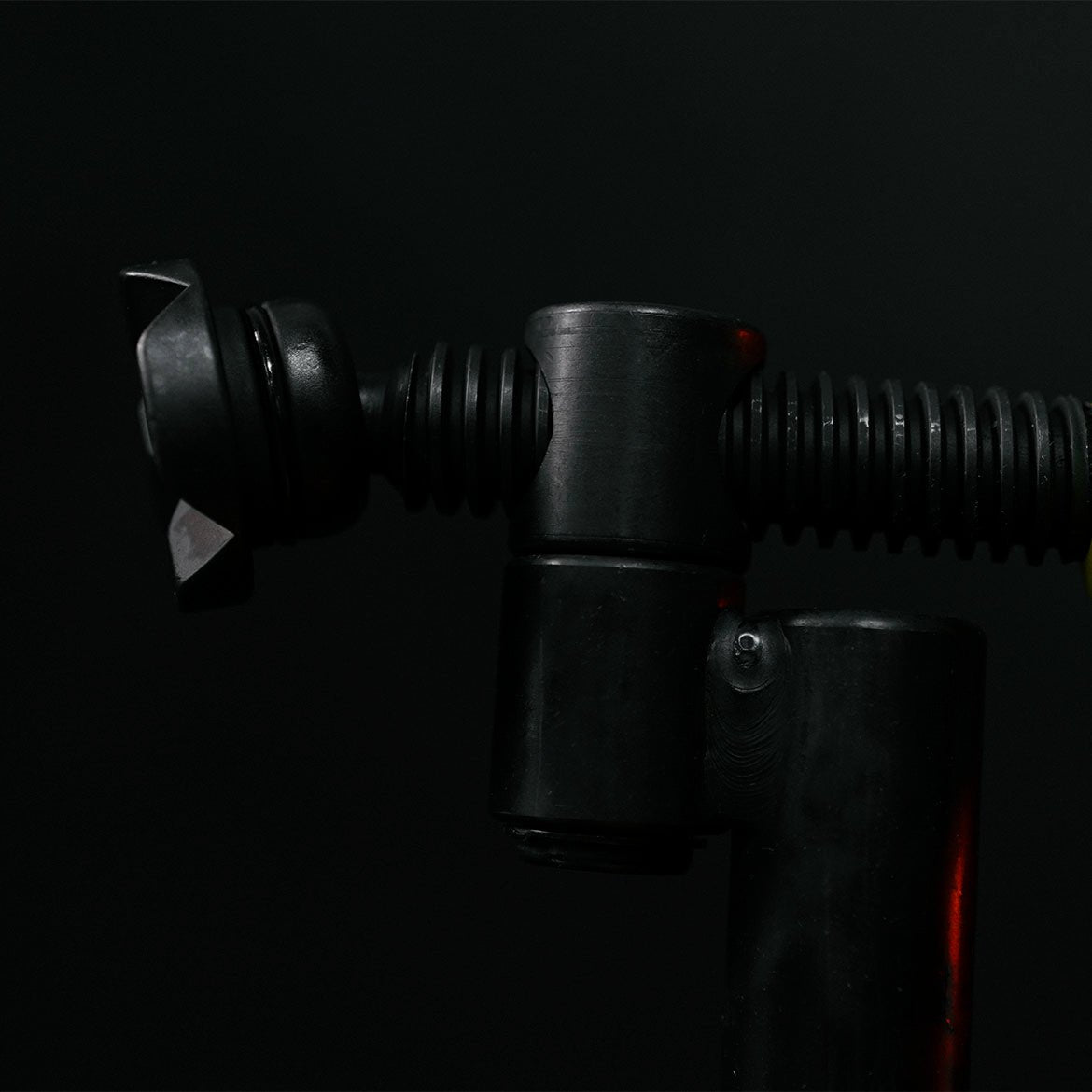 US280608.N: 90° Basic Pipe Clamp (Nitrided) - 28mm Imperial Series Welding Table Accessories by Siegmund - The Flattest, Most Reliable Welding Tables & Fixturing Accessories in the World